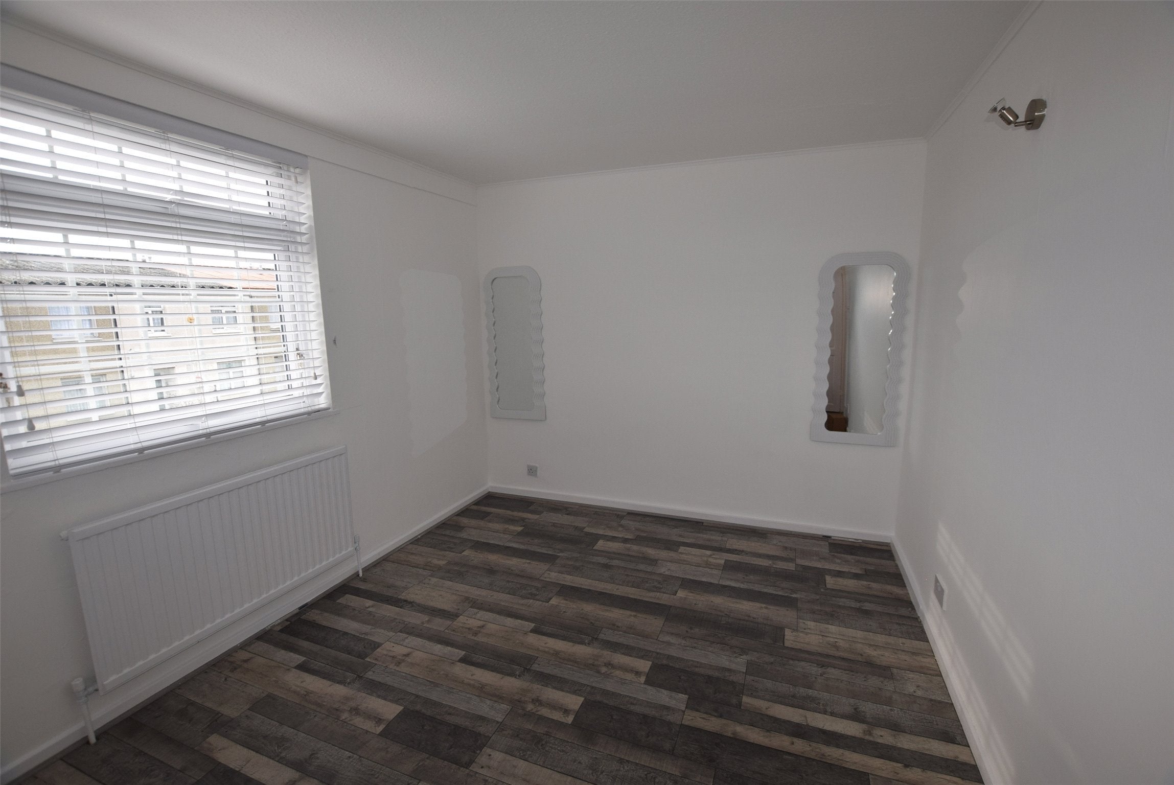 House Lucerne Way in Greater London