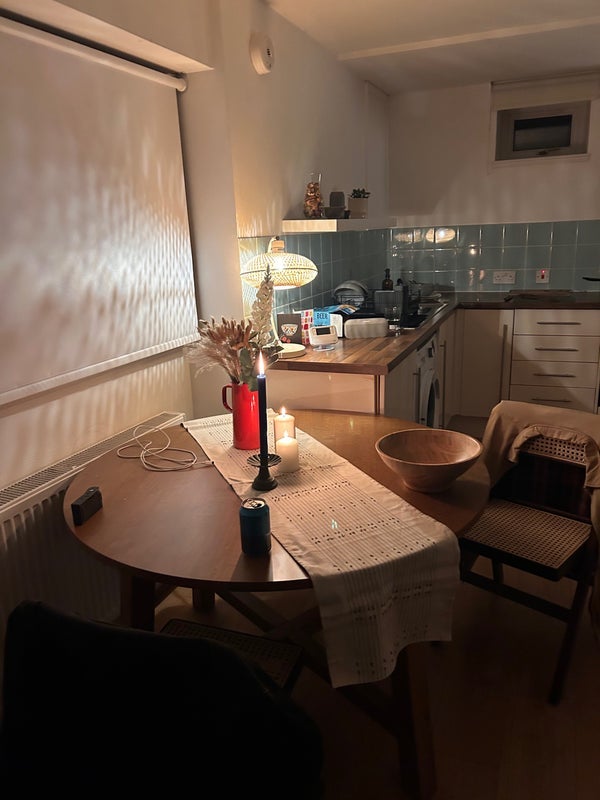Flat Ruskin Lane in Glasgow