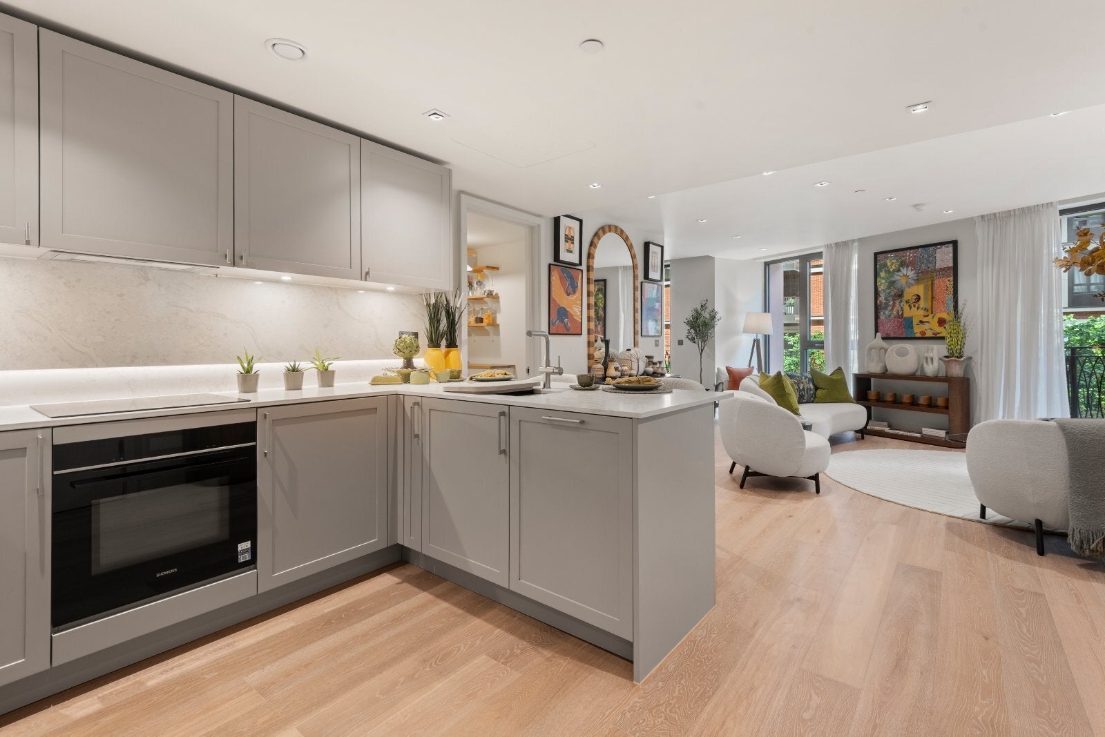 Flat Harrow Road in City of Westminster