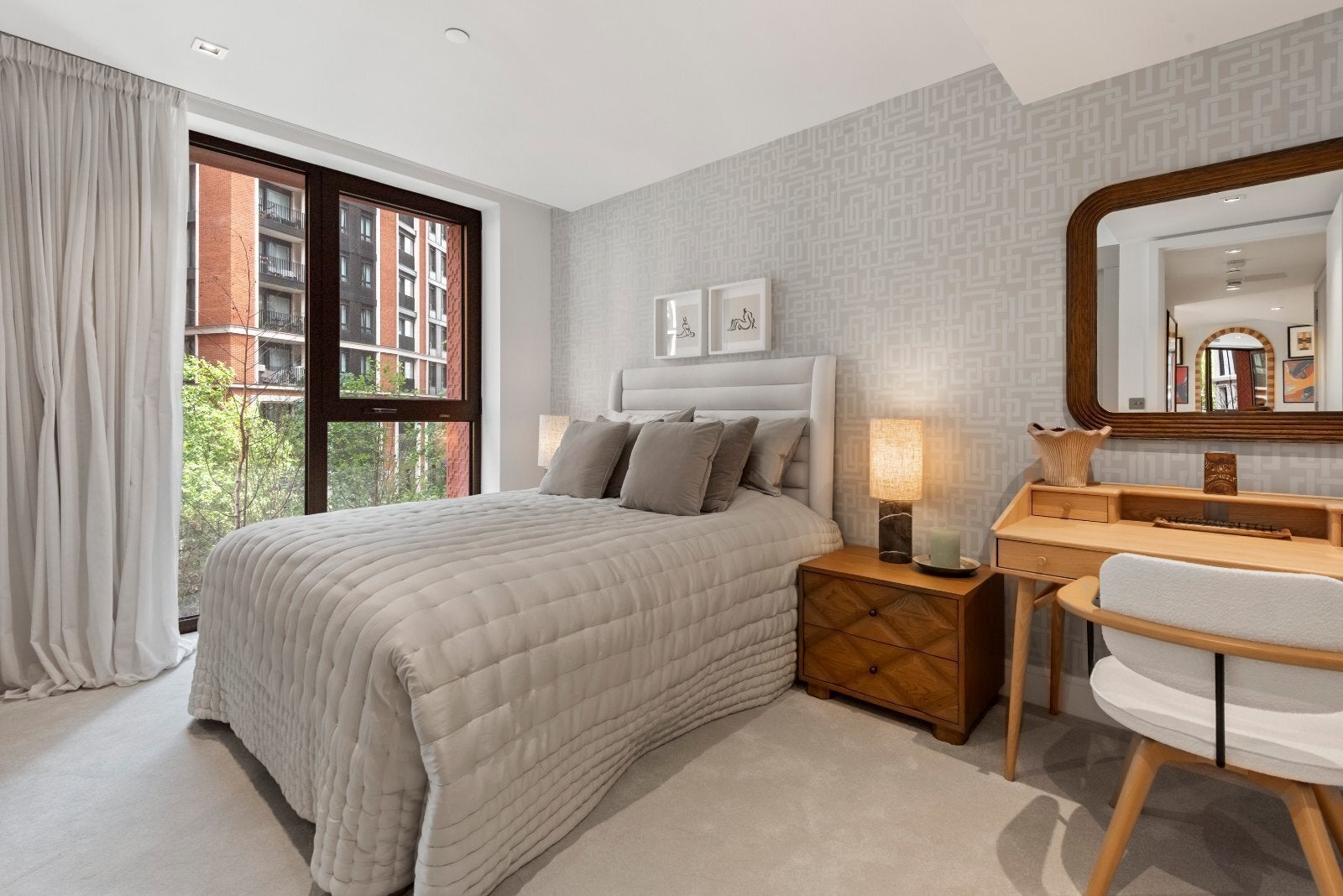 Flat Harrow Road in City of Westminster