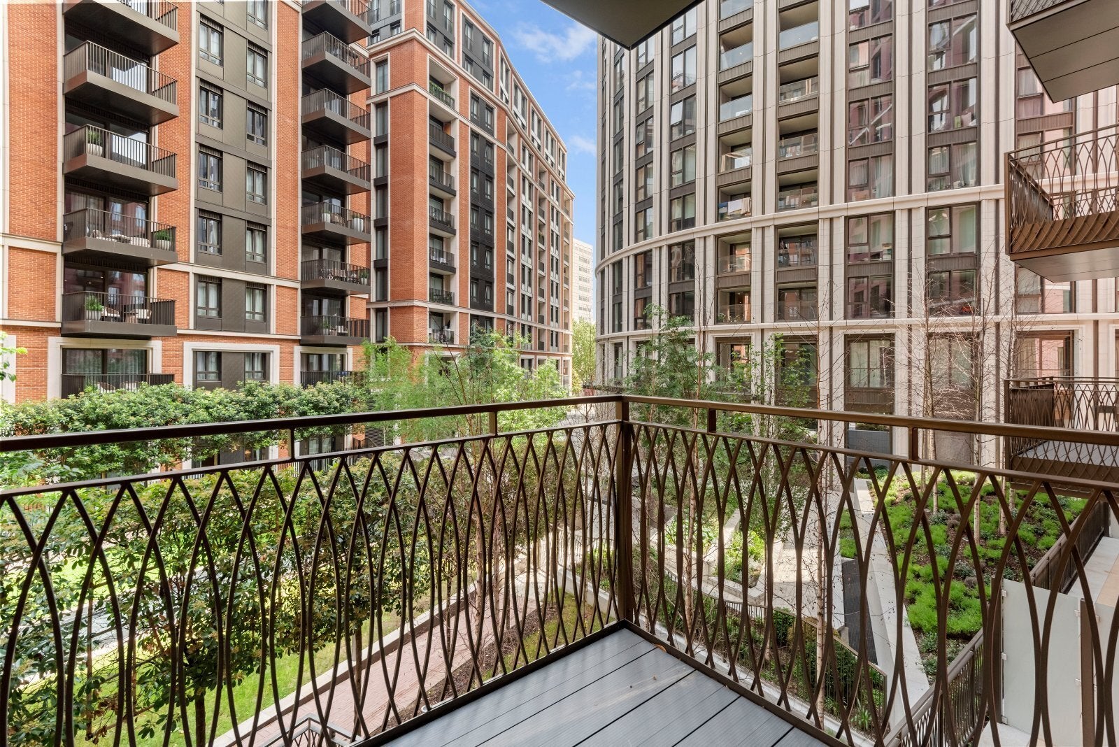 Flat Harrow Road in City of Westminster