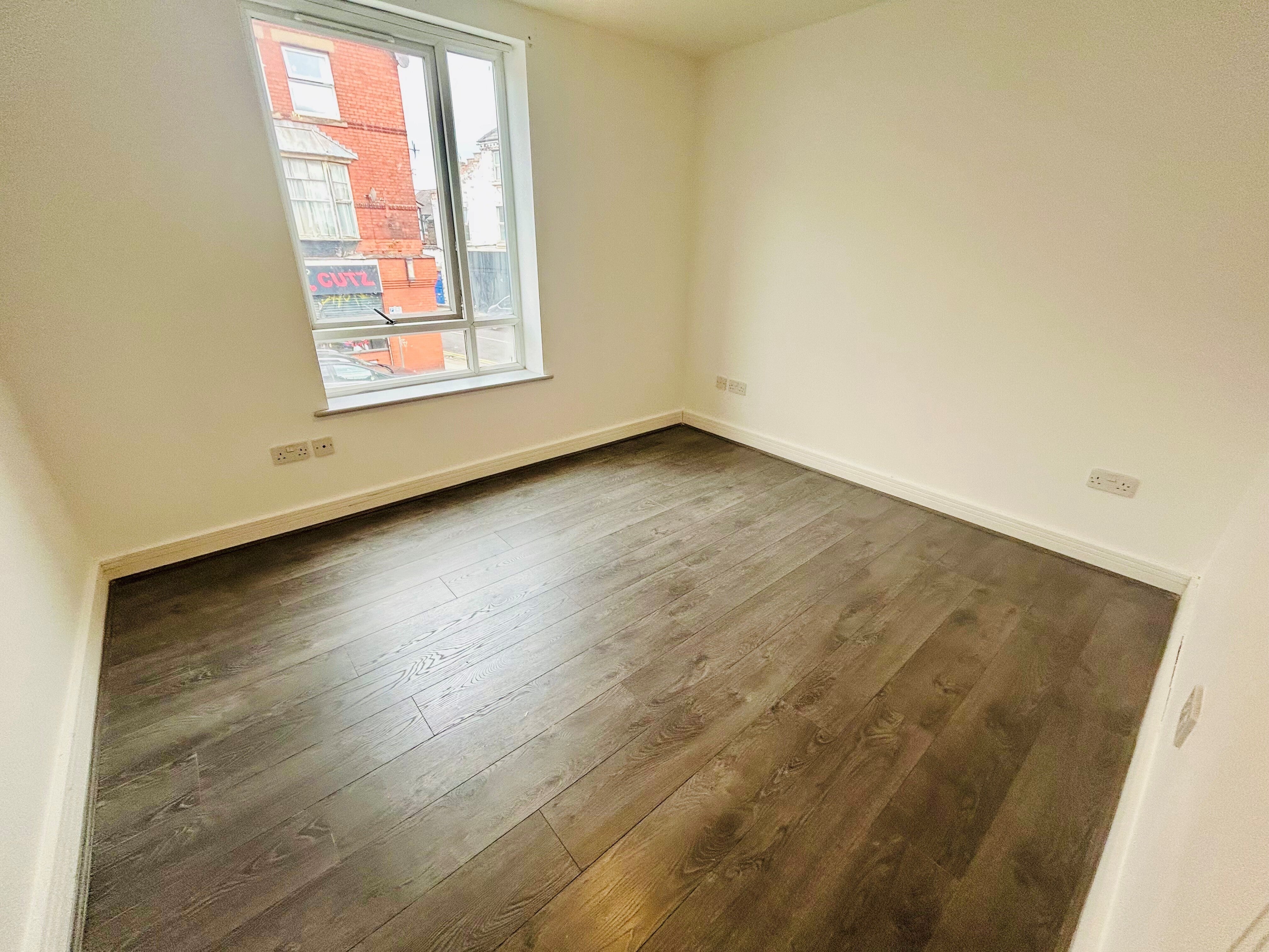 Flat Carlett View in Liverpool
