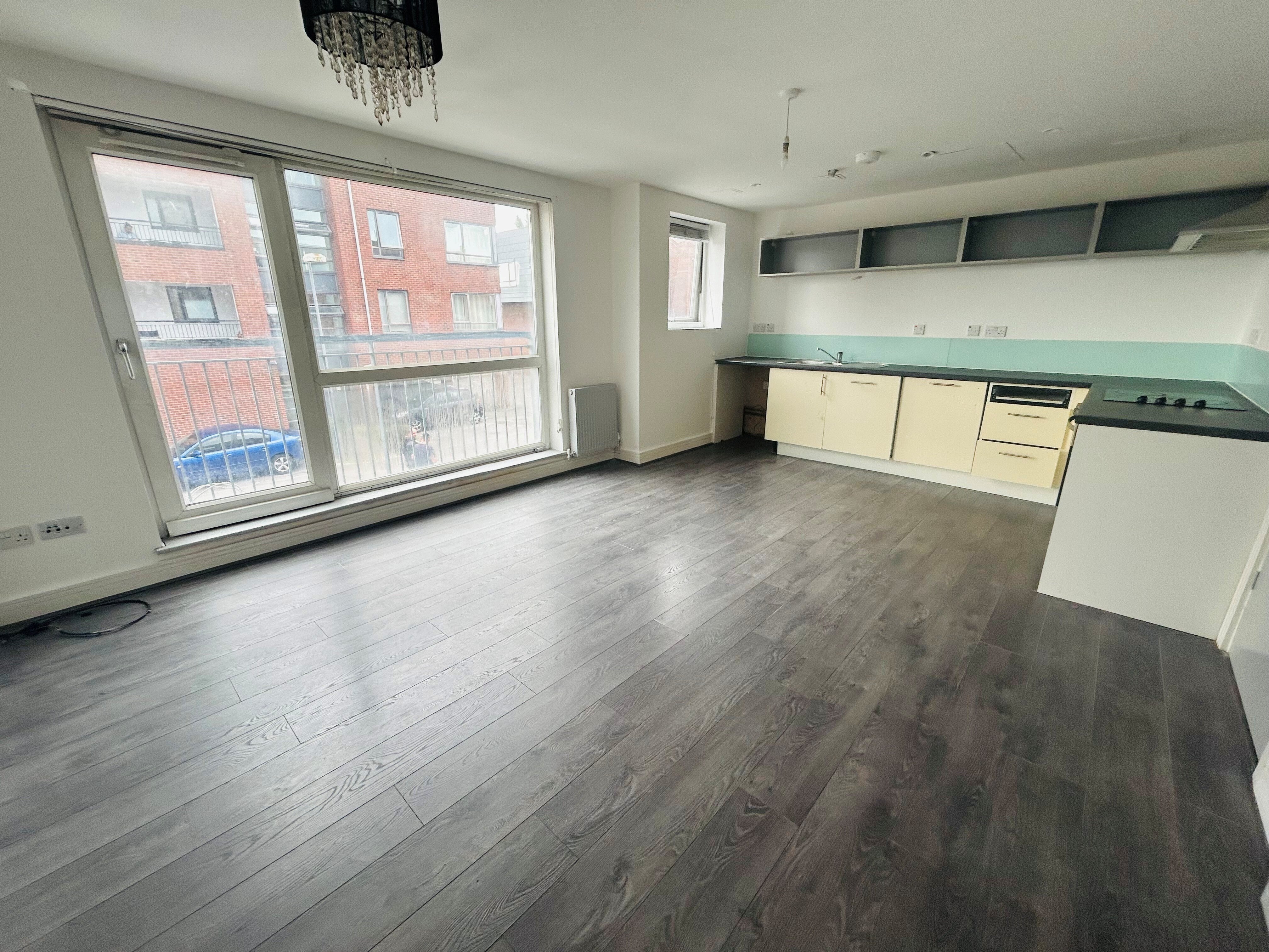 Flat Carlett View in Liverpool