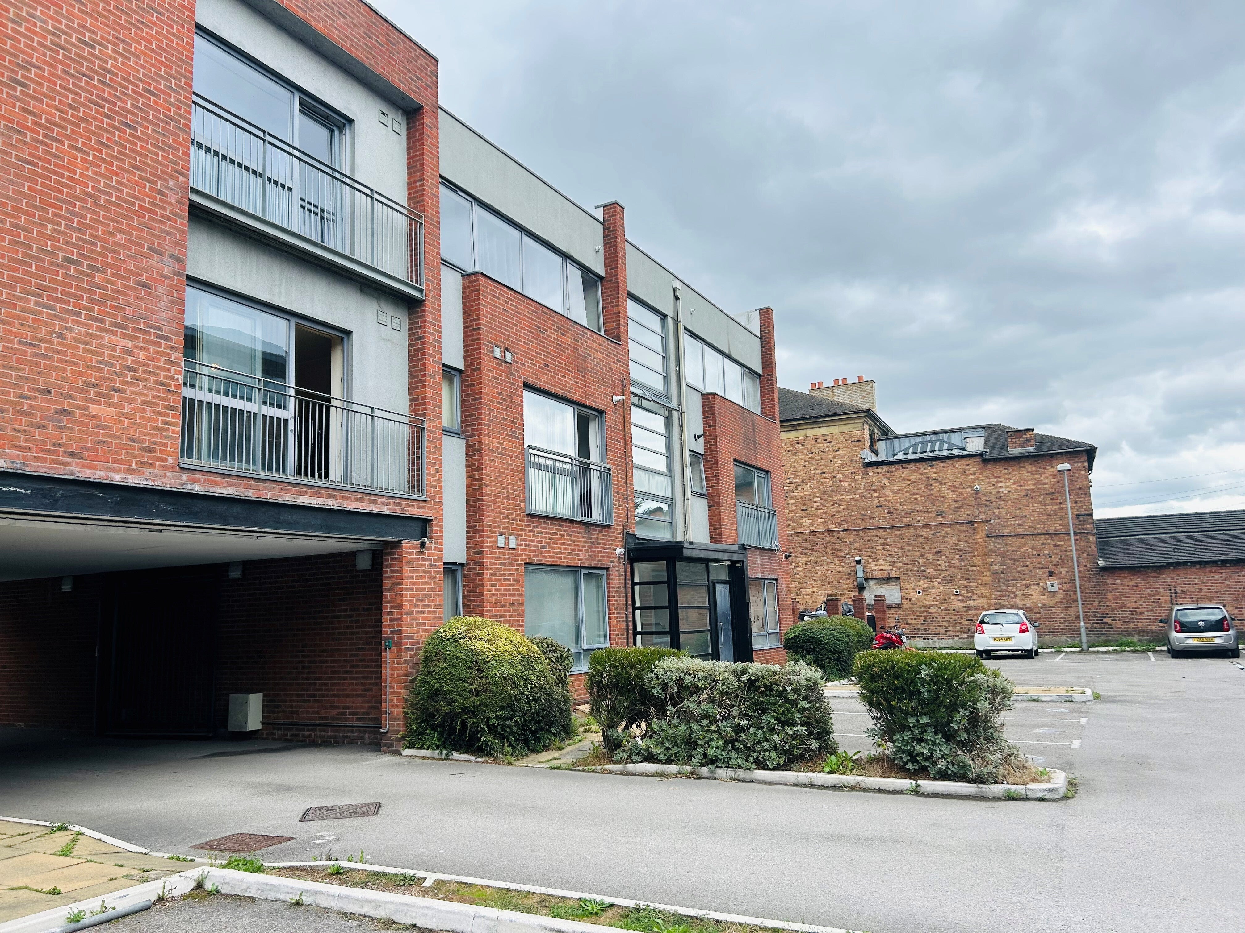 Flat Carlett View in Liverpool