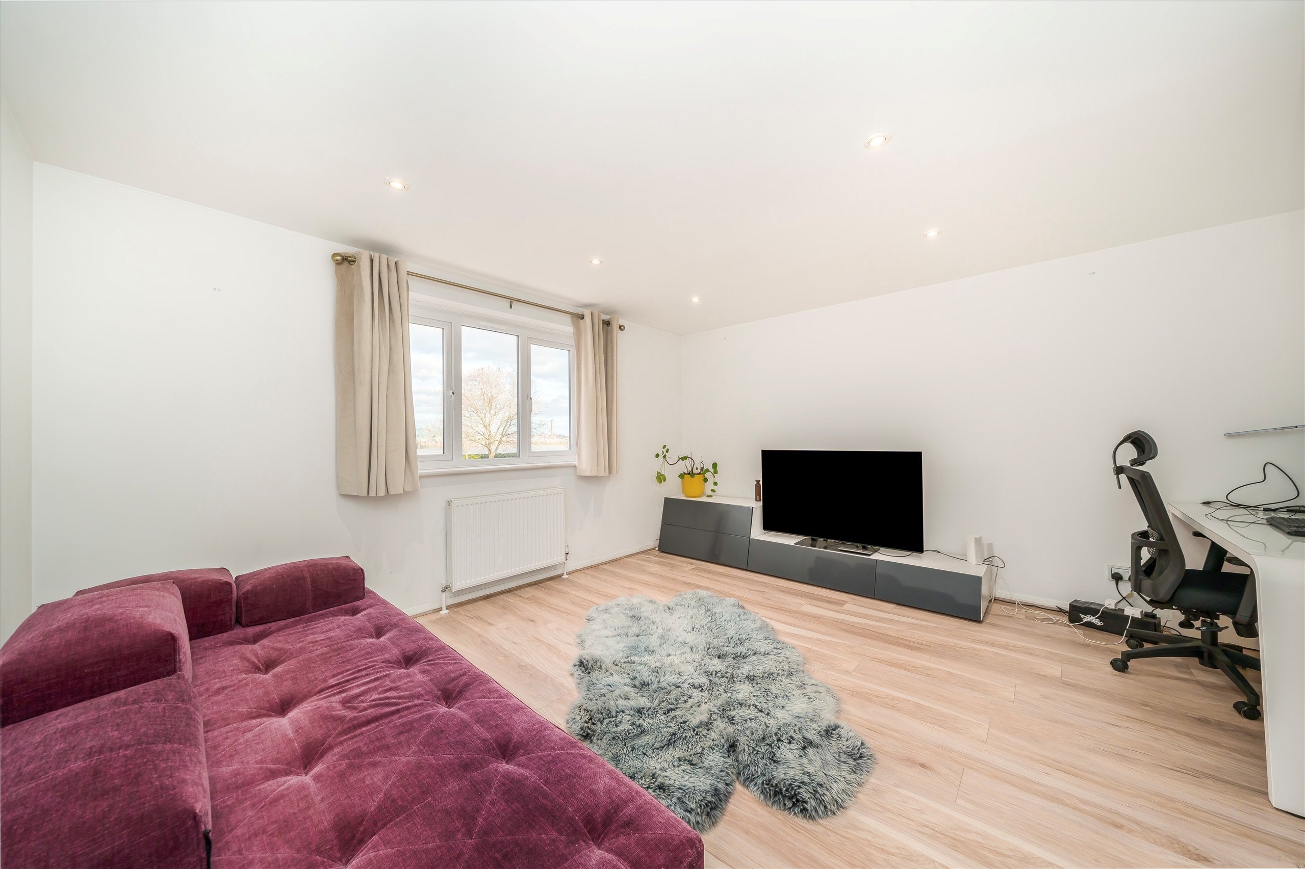 House Harlinger Street in Greater London