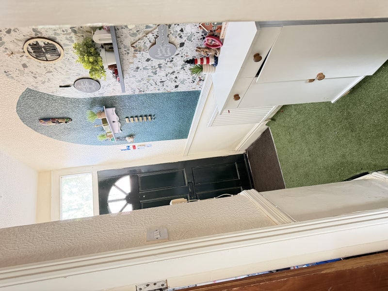 Room Brompton Road in Manchester