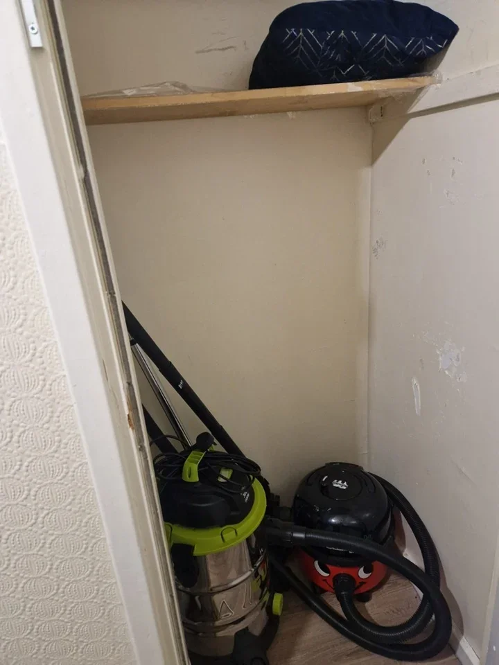 House Crane Close in Greater London