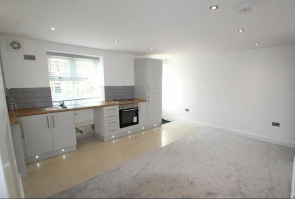 Flat Manchester Road in Kirklees
