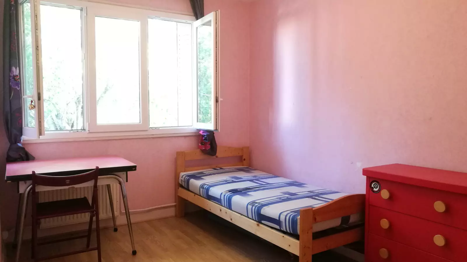 Chambre Rue Greuze à Villeurbanne