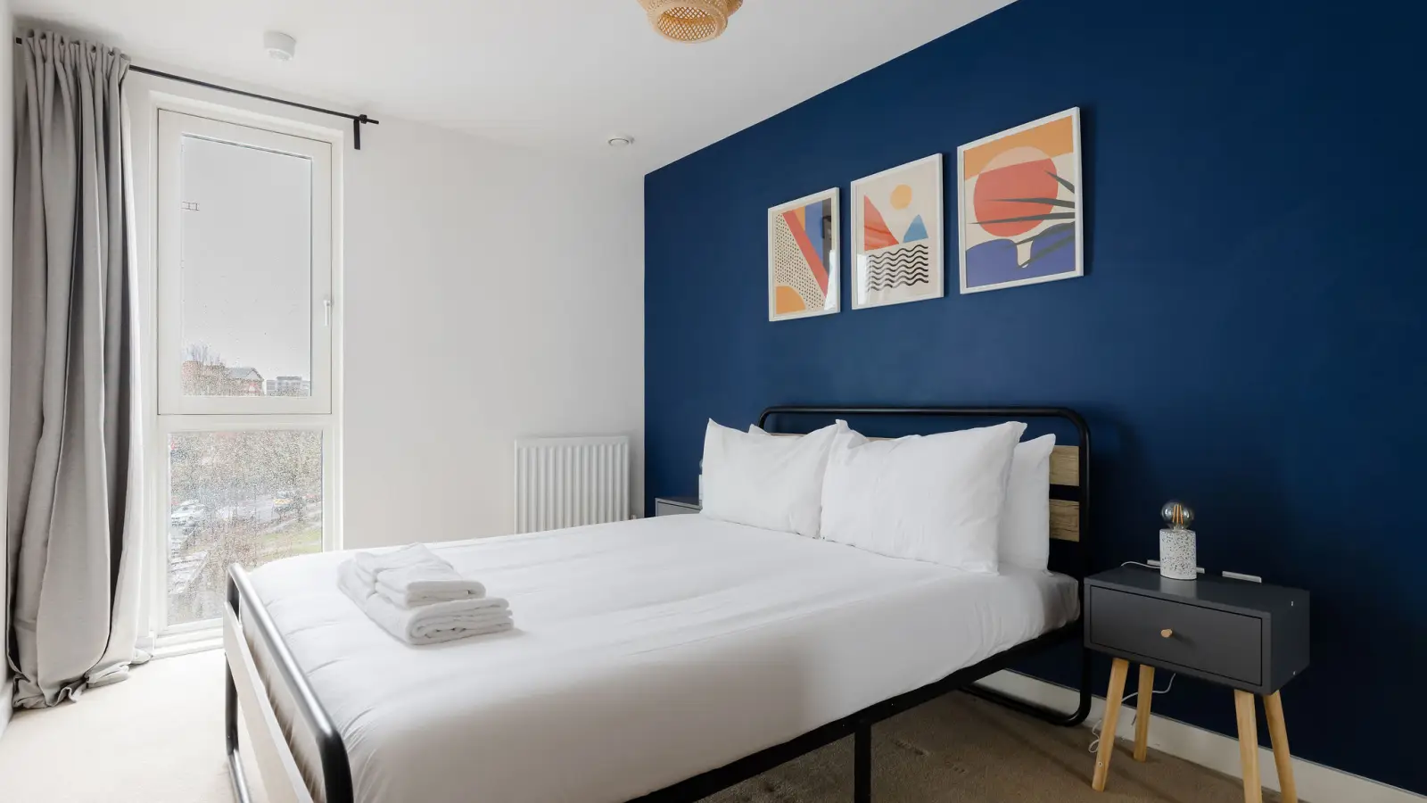 Flat Wiltshire Row in Greater London
