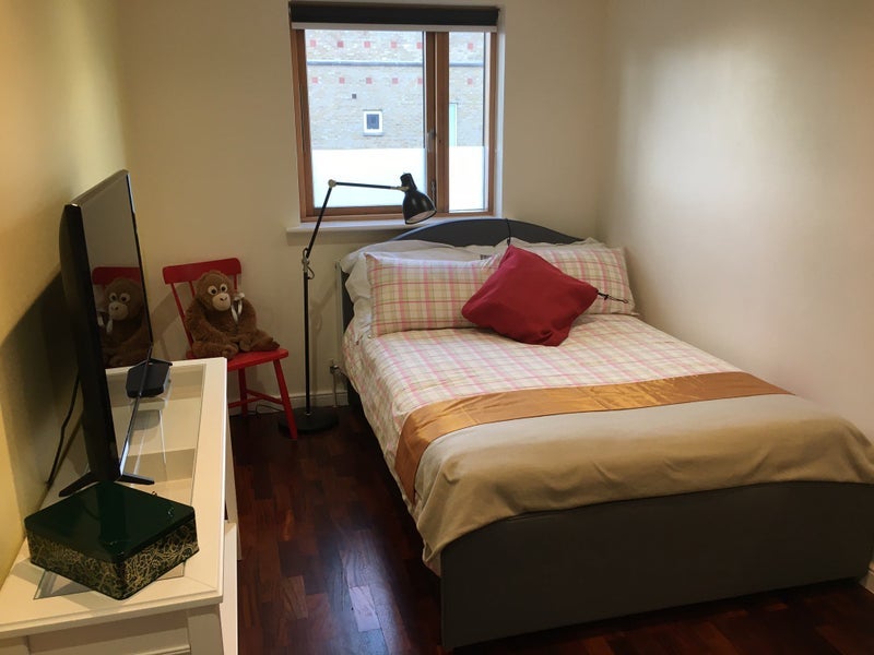 Room Maple Road in Greater London