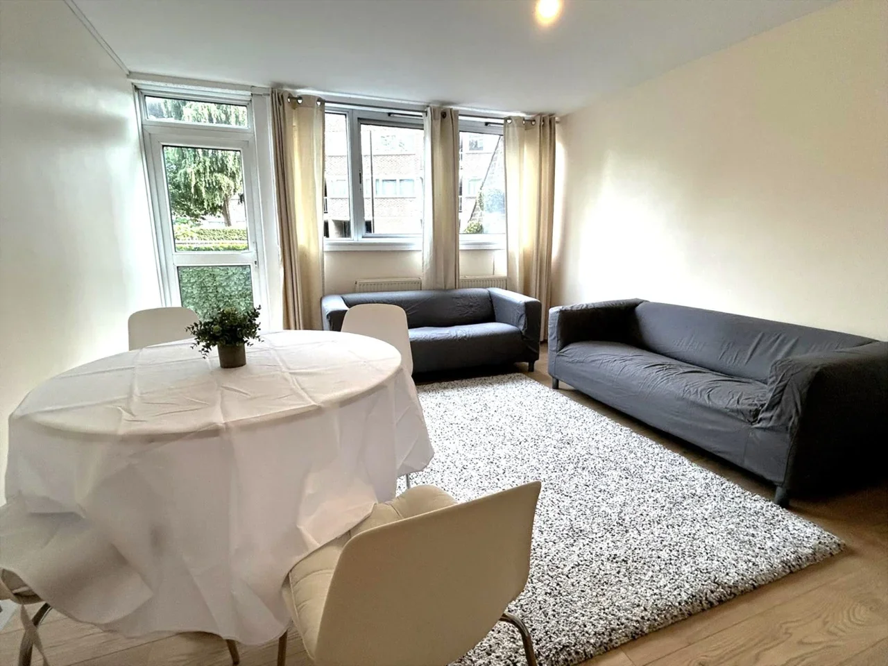 Flat Cyrus Street in Greater London
