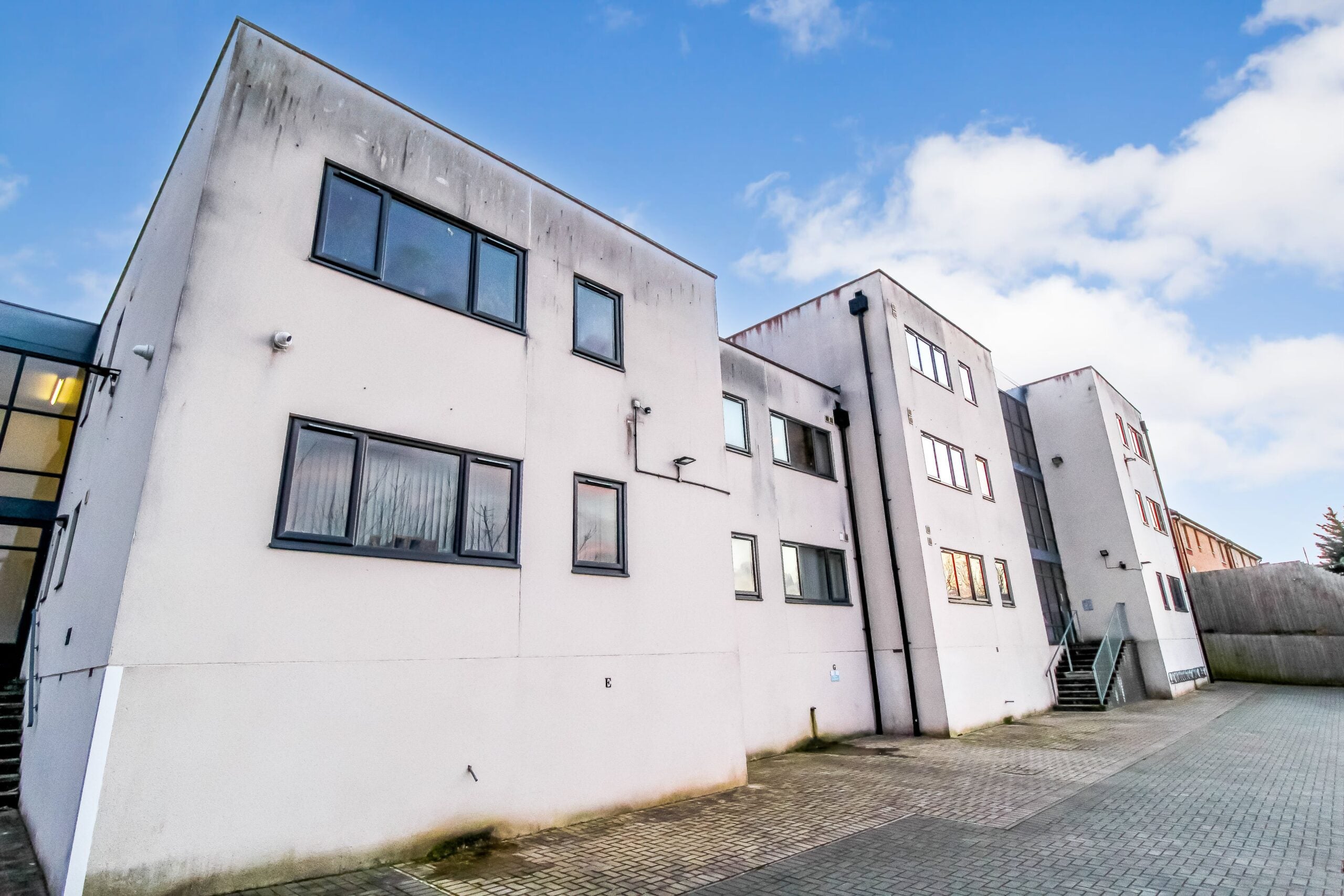Flat Laburnum Drive in Newport