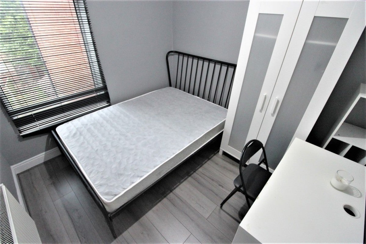 Room Botoner Road in Coventry