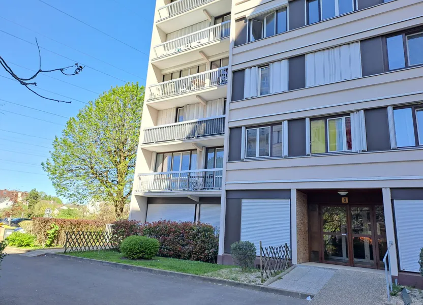 Appartement Place du Bois Madame à Chelles