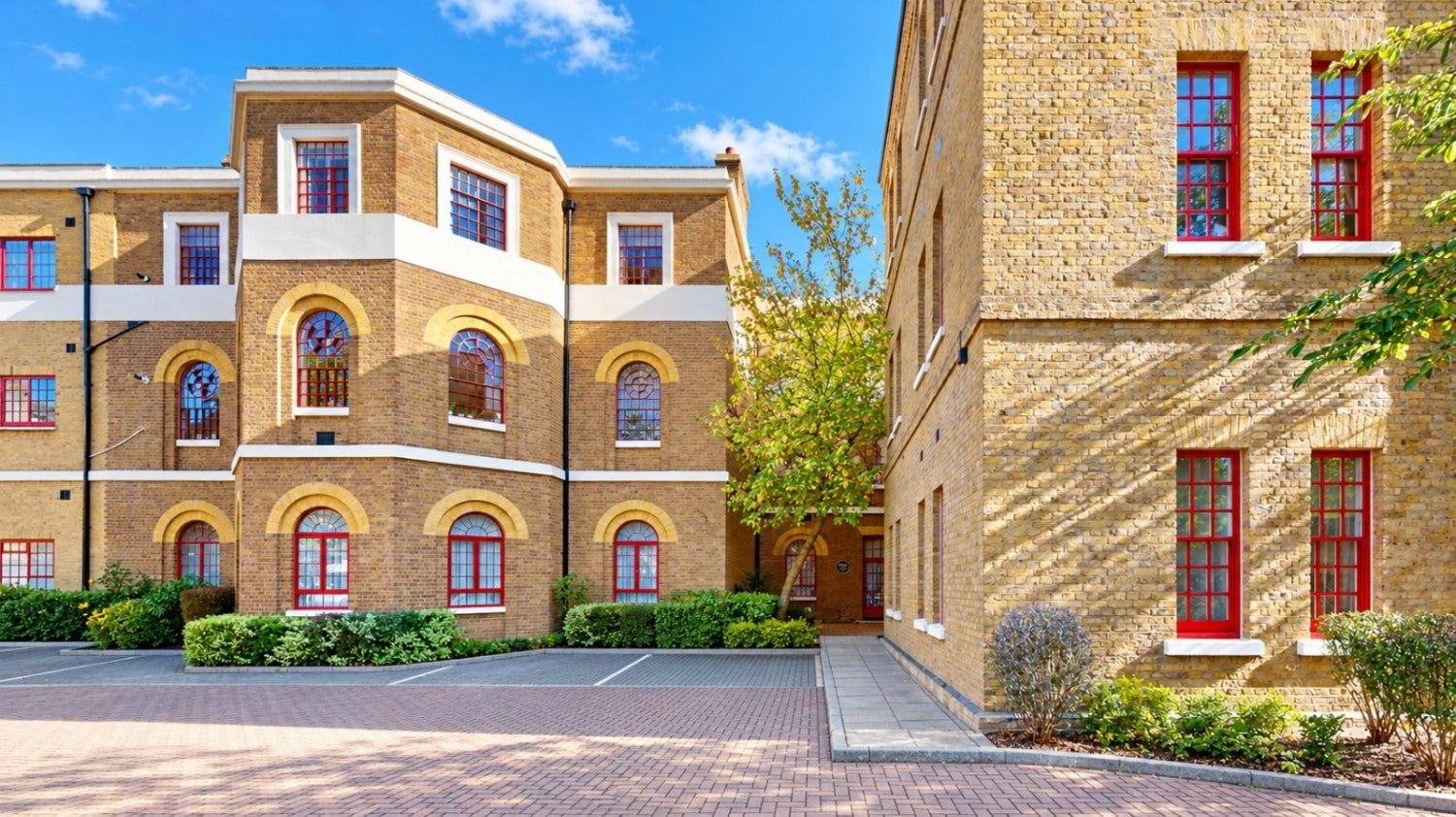 Flat West Park Road in Greater London