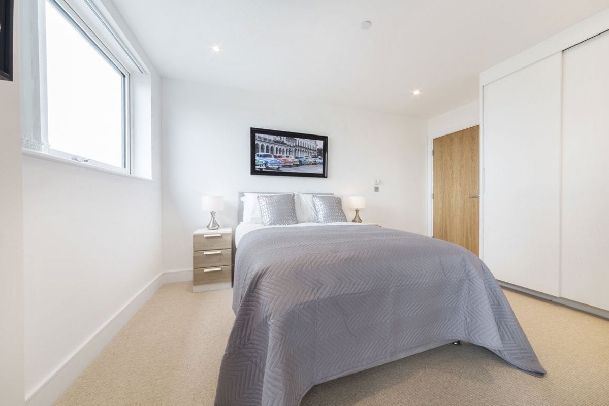 Flat Royal Victoria Place in Greater London