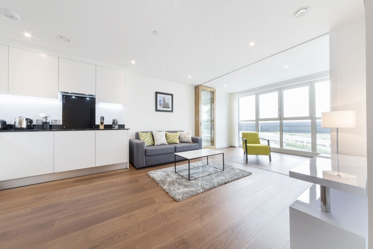 Flat Royal Victoria Place in Greater London