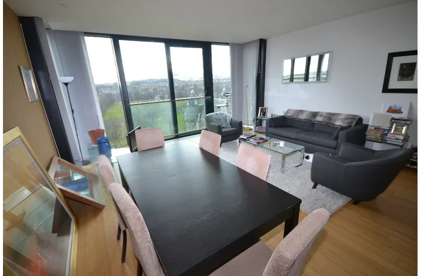 Flat Simpson Loan in City of Edinburgh