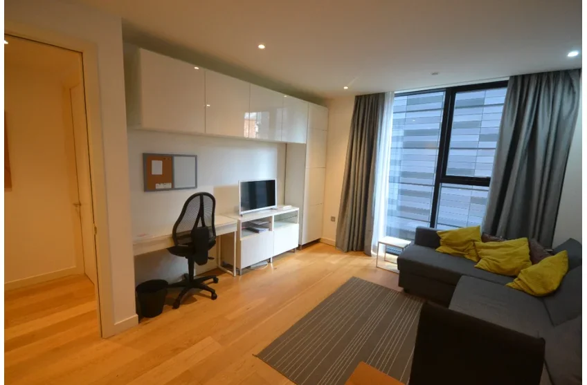 Flat St Stephen Street in City of Edinburgh