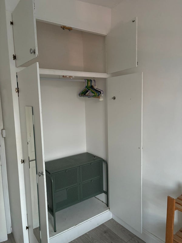 Room Walworth Road in Greater London