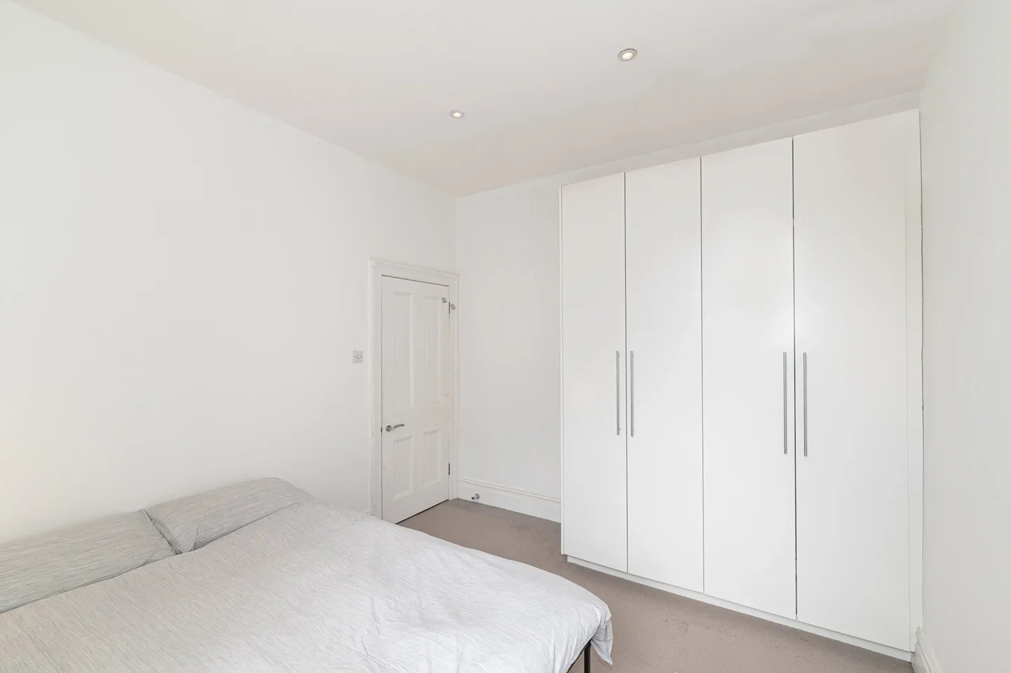 Flat Landgrove Road in Greater London