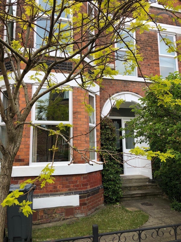 Room Acres Passage in Manchester