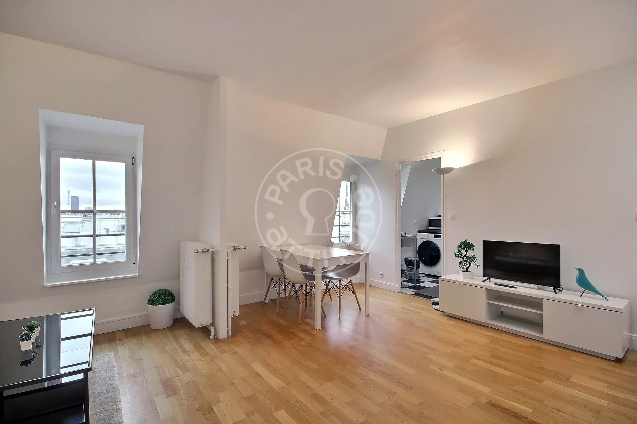 Appartement Rue de la Bienfaisance à Paris