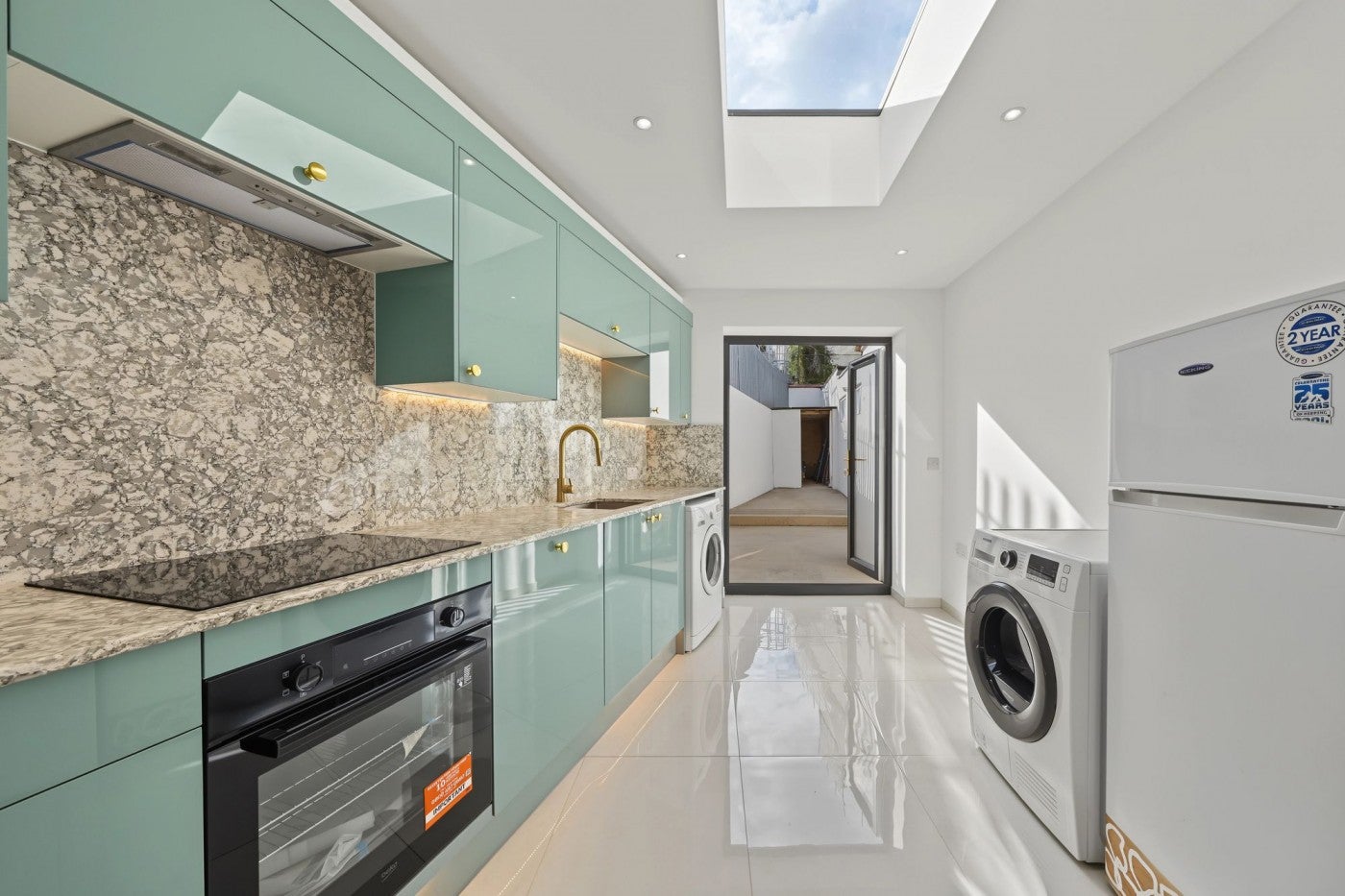 House Benwell Road in Greater London