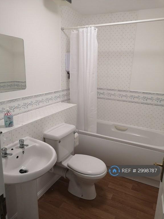 Flat Velour Close in Salford