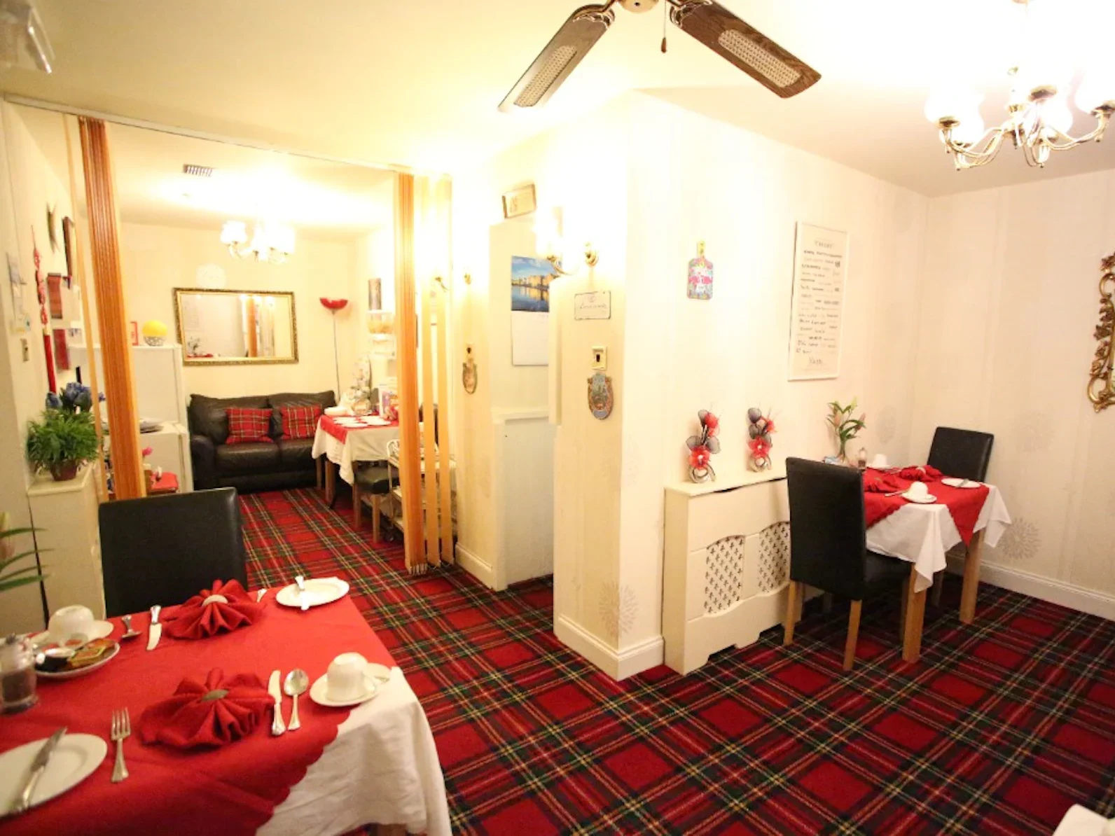 Room McDonald Road in City of Edinburgh