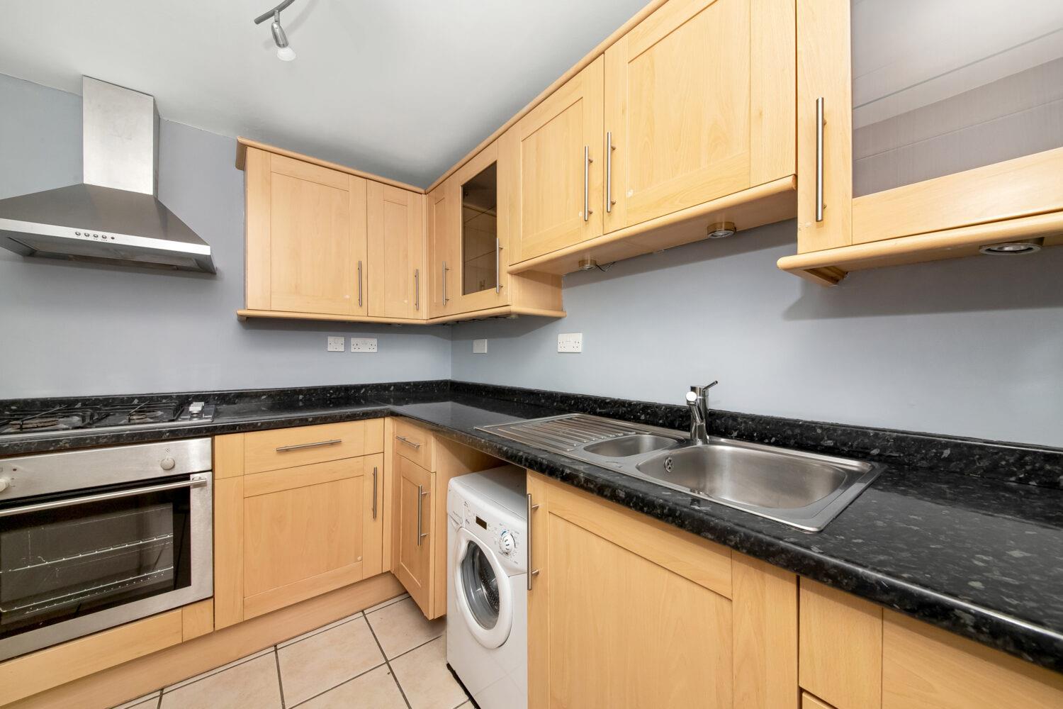 Flat Christchurch Road in Greater London
