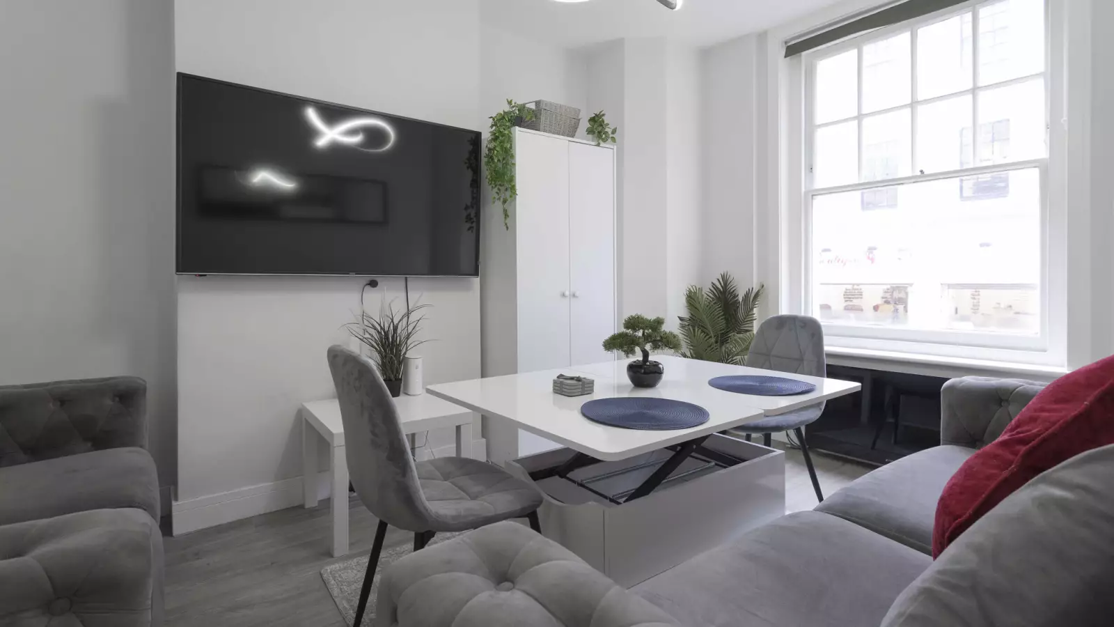Flat Eastcastle Street in City of Westminster
