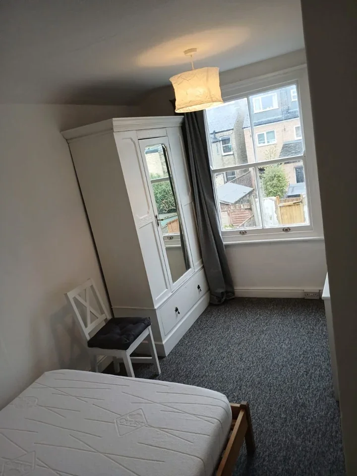 Room Madras Road in Cambridge