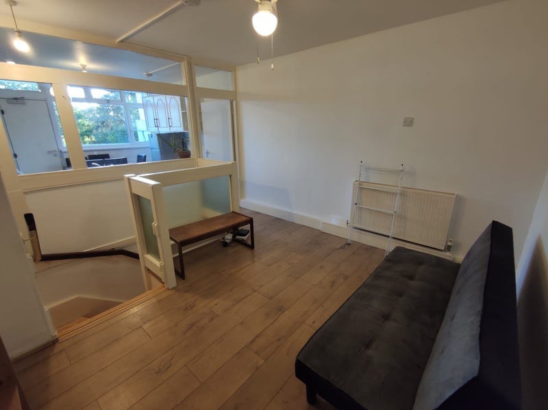 Flat Service Road 1 in Greater London