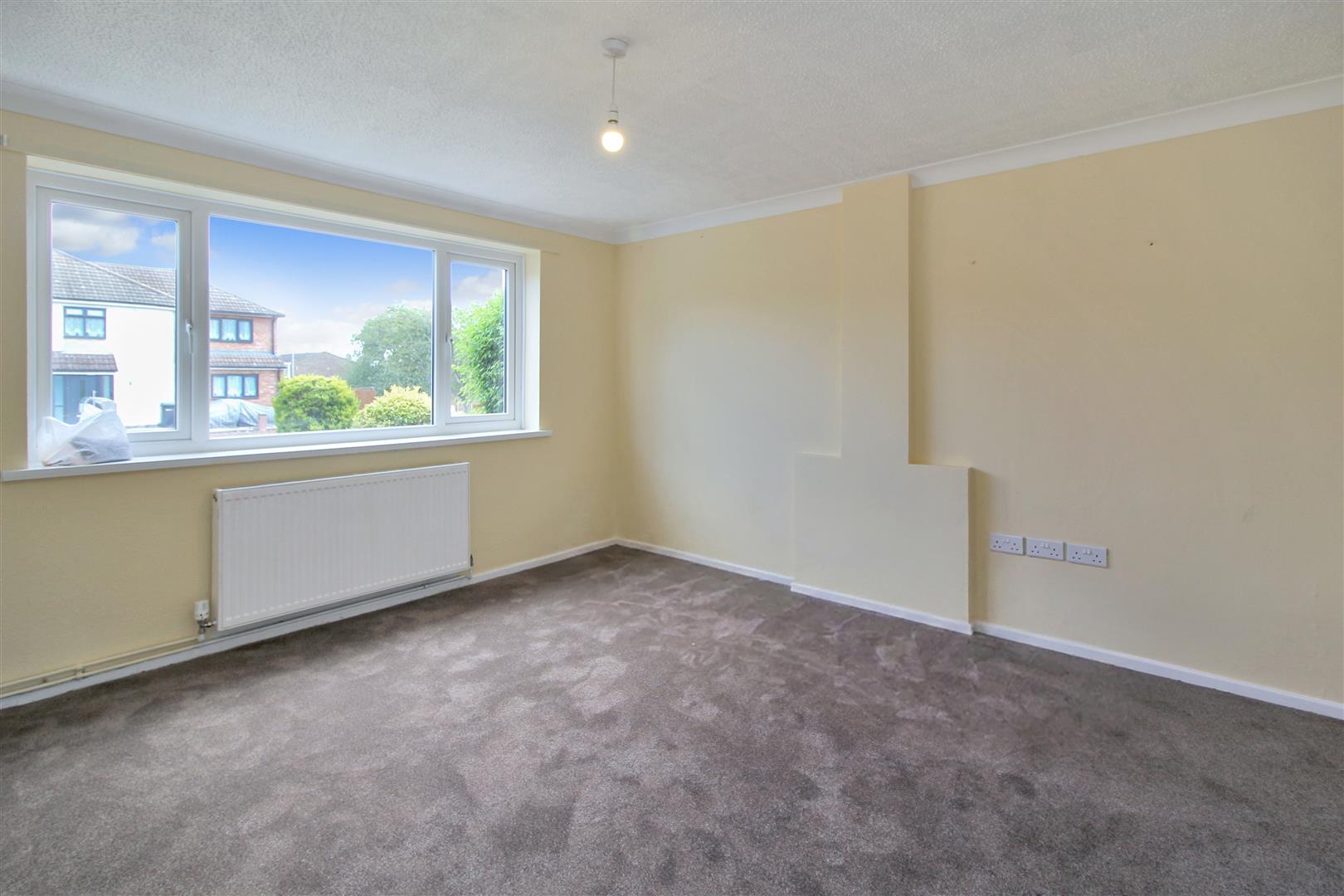 House Torrington Crescent in Wellingborough
