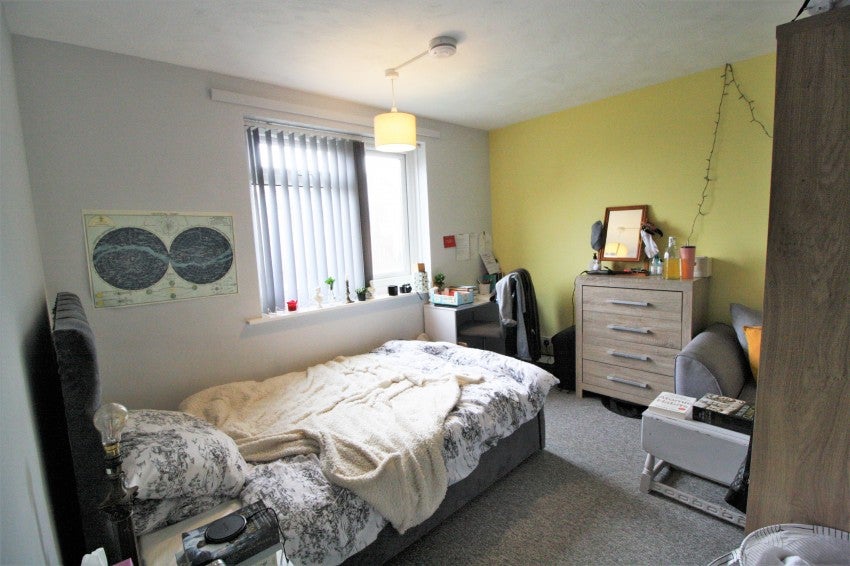 Room Elizabeth Avenue in Exeter