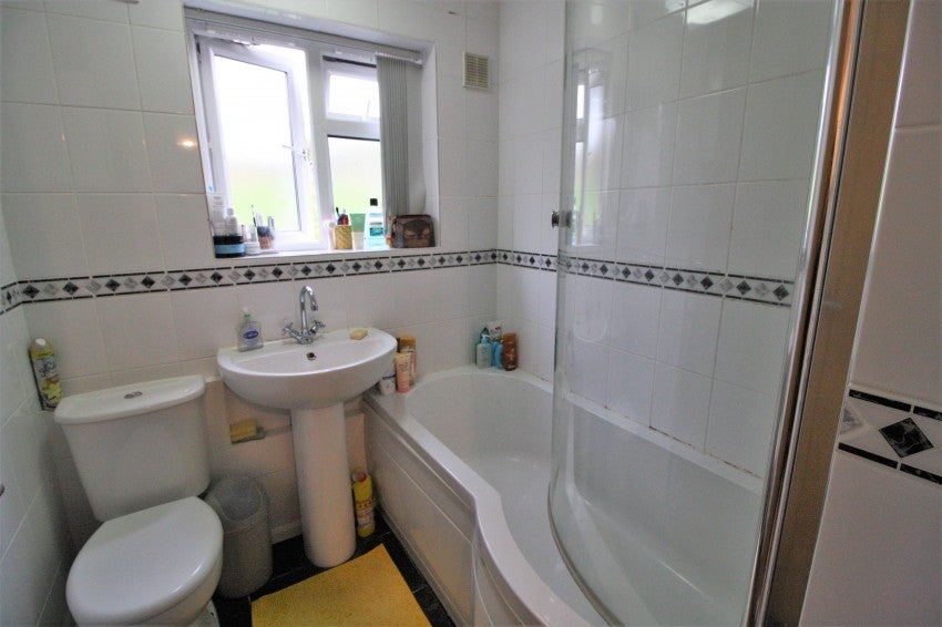 Room Elizabeth Avenue in Exeter