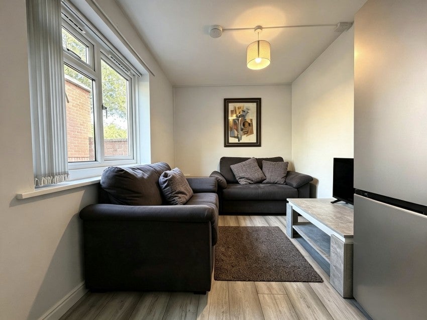 Room Elizabeth Avenue in Exeter