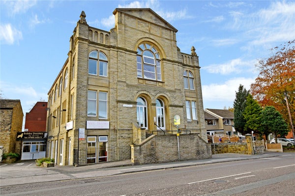 Flat Dale Street in Wakefield