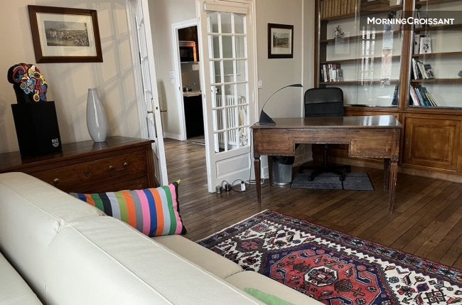 Flat Rue Claude Vignon in Tours