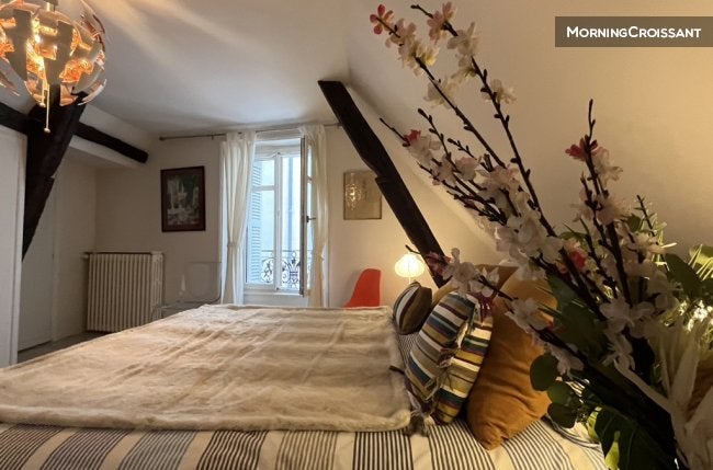 Flat Rue Claude Vignon in Tours