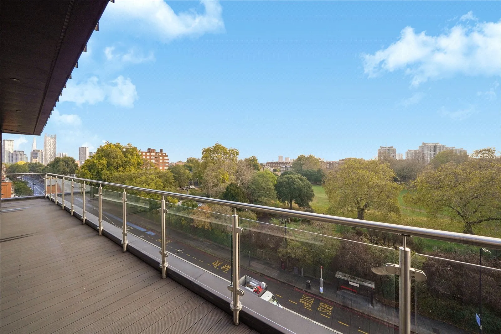 Flat Rifle Court in Greater London