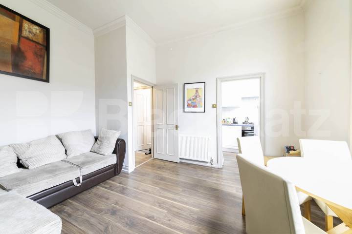 Flat Belsize Road in London