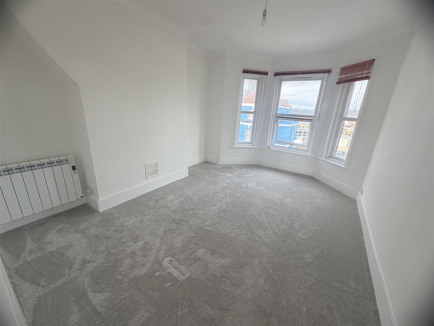 Flat Horntye Road in St Leonards