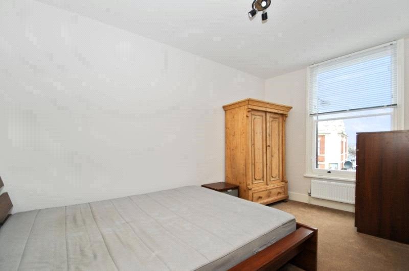 Flat Uxbridge Road in Greater London