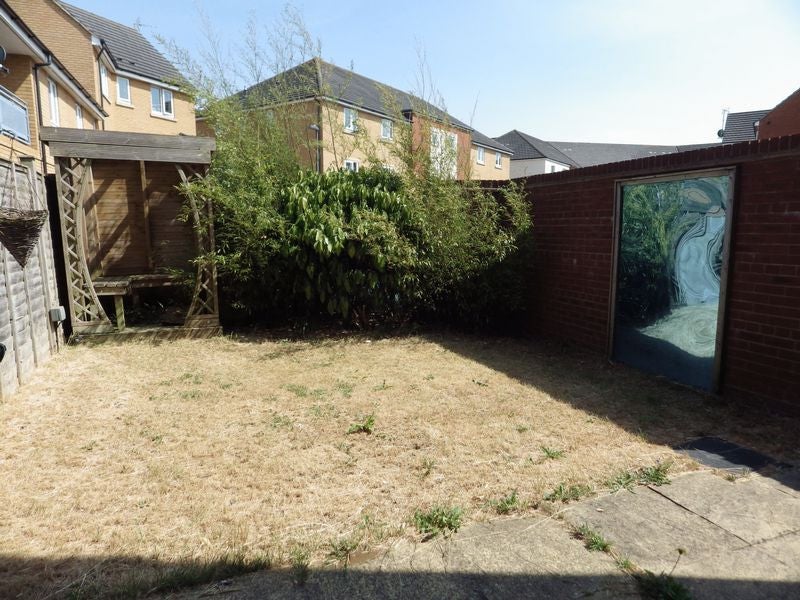 Room Hornbeam Close in Bradley Stoke