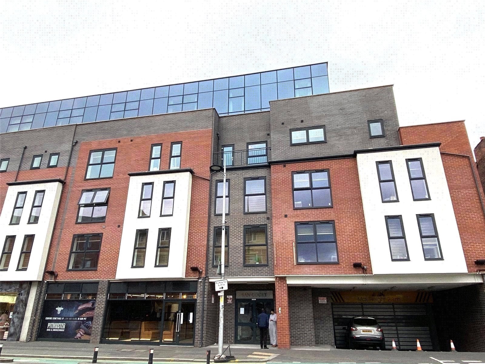 Flat Wilmslow Road in Manchester