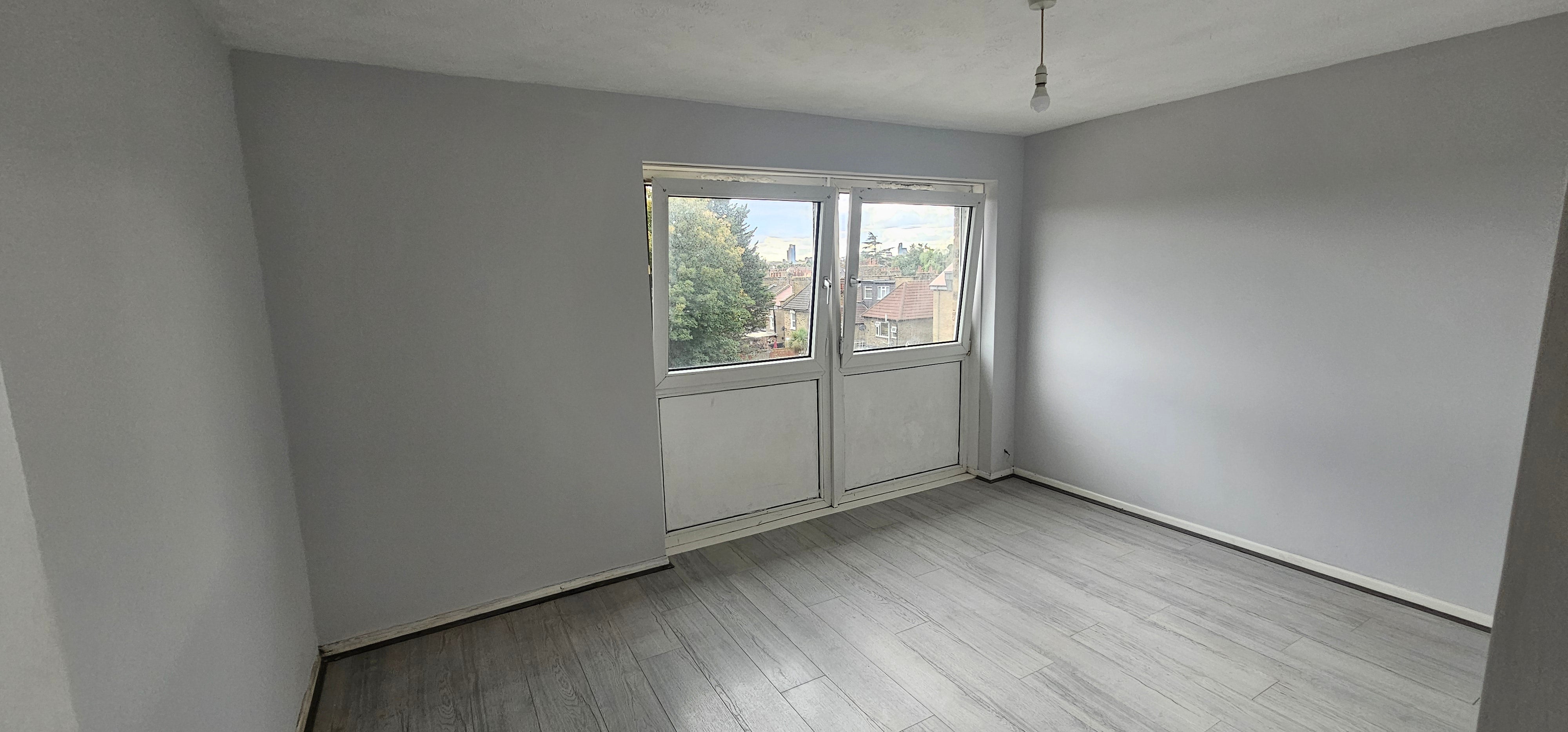 Flat Tilson Road in Greater London