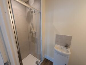 Flat Southfields in Greater London